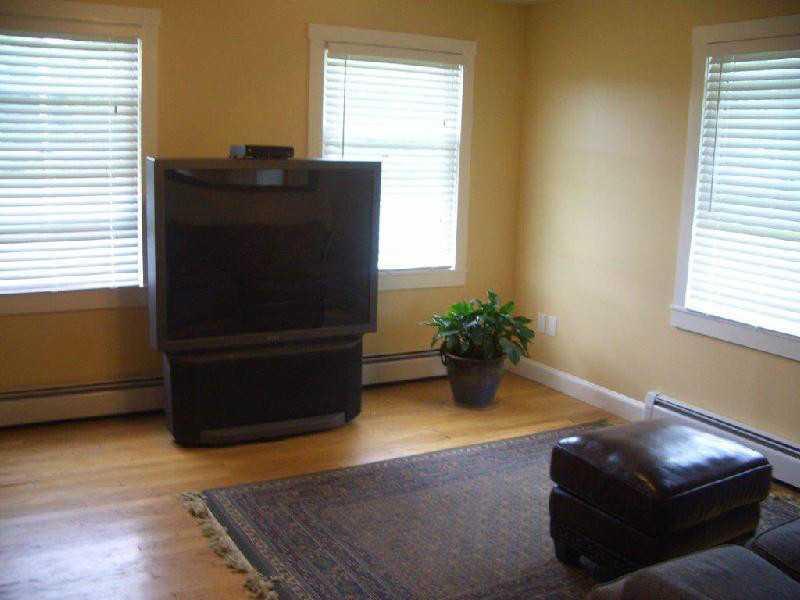 164 Heywood Road Winslow, ME 04901 - Photo 8 of 22 Living Room.
