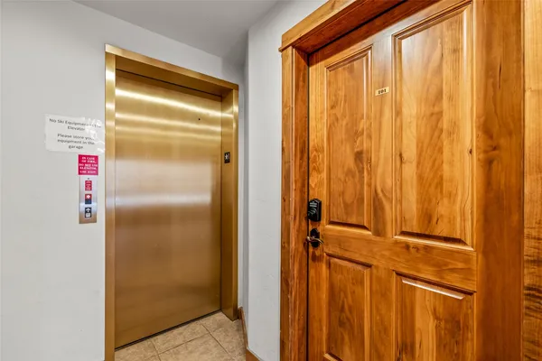 $2,550,000 | 2101 Overlook Drive, Unit 101, Steamboat Springs, CO 80487