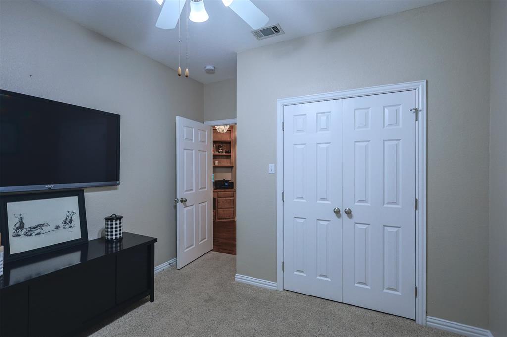 1805 Spinnaker Lane Azle, TX 76020 - Photo 27 of 39
