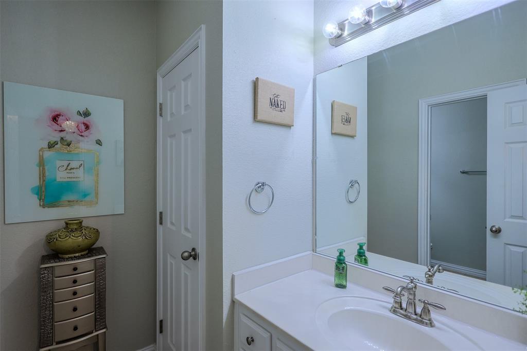 1805 Spinnaker Lane Azle, TX 76020 - Photo 28 of 39