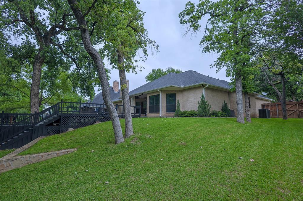 1805 Spinnaker Lane Azle, TX 76020 - Photo 33 of 39