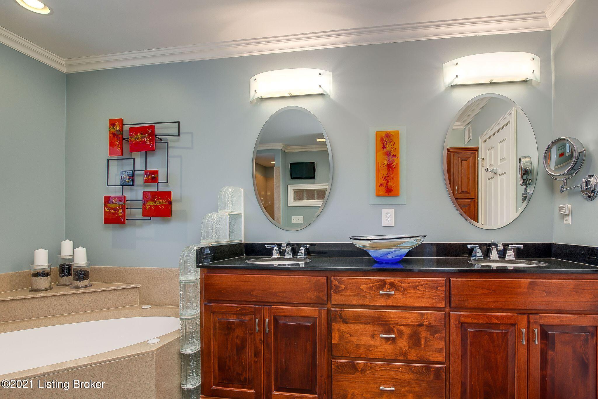 610 Cloverlea Road Louisville, KY 40206 - Photo 37 of 62 610_CloverleaRd_40206_0544_