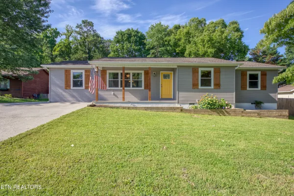 $325,000 | 5670 Matlock Drive, Knoxville, TN 37921