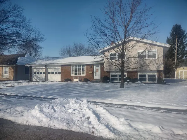 $199,900 | 1313 West Roberts Avenue, Marion, IN 46952