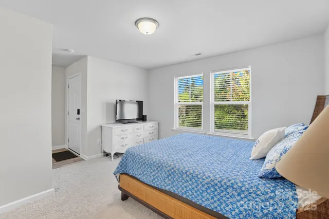 $350,000 | 319 Shoreline Drive, New London, NC 28127