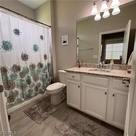 $3,200 | 4028 East Hampton Circle, Fort Myers, FL 33905