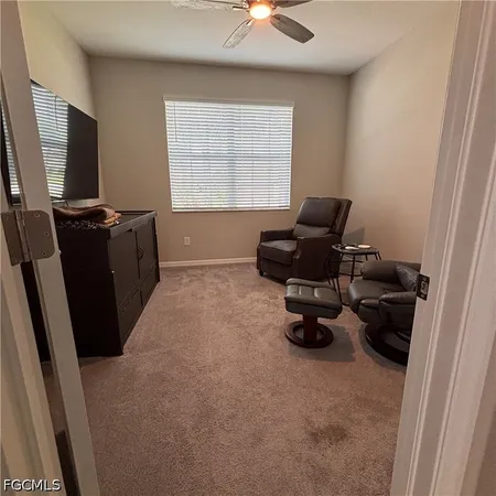 $3,200 | 4028 East Hampton Circle, Fort Myers, FL 33905