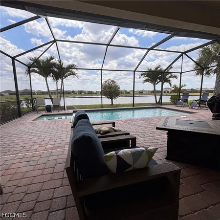 $3,200 | 4028 East Hampton Circle, Fort Myers, FL 33905