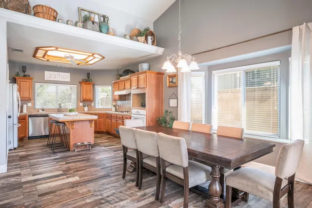 $475,000 | 437 East Stanley Avenue, Reedley, CA 93654