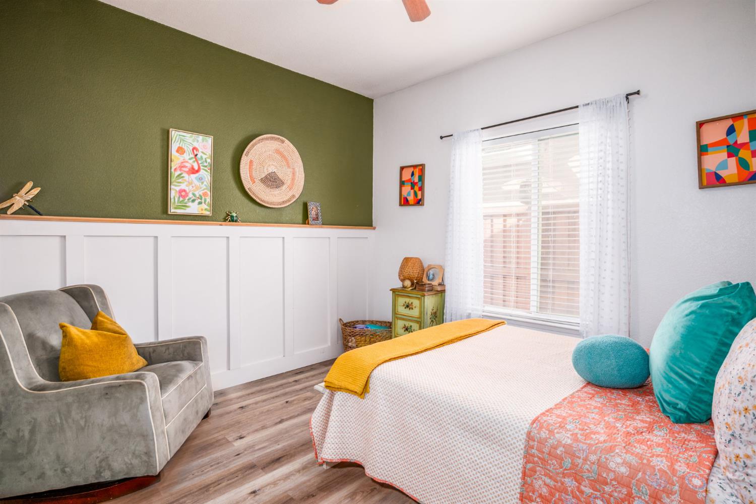 437 East Stanley Avenue Reedley, CA 93654 - Photo 16 of 30