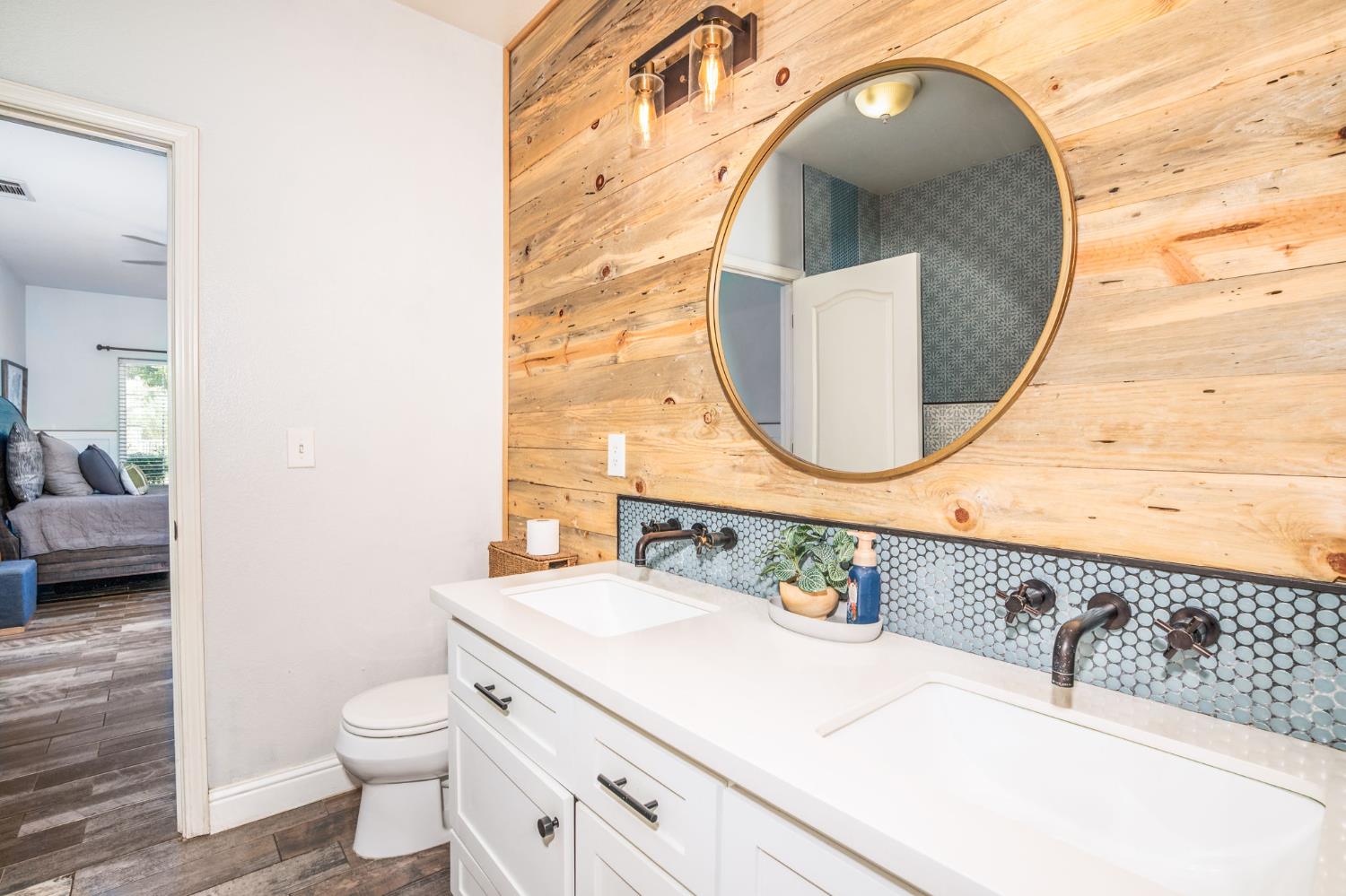 437 East Stanley Avenue Reedley, CA 93654 - Photo 17 of 30