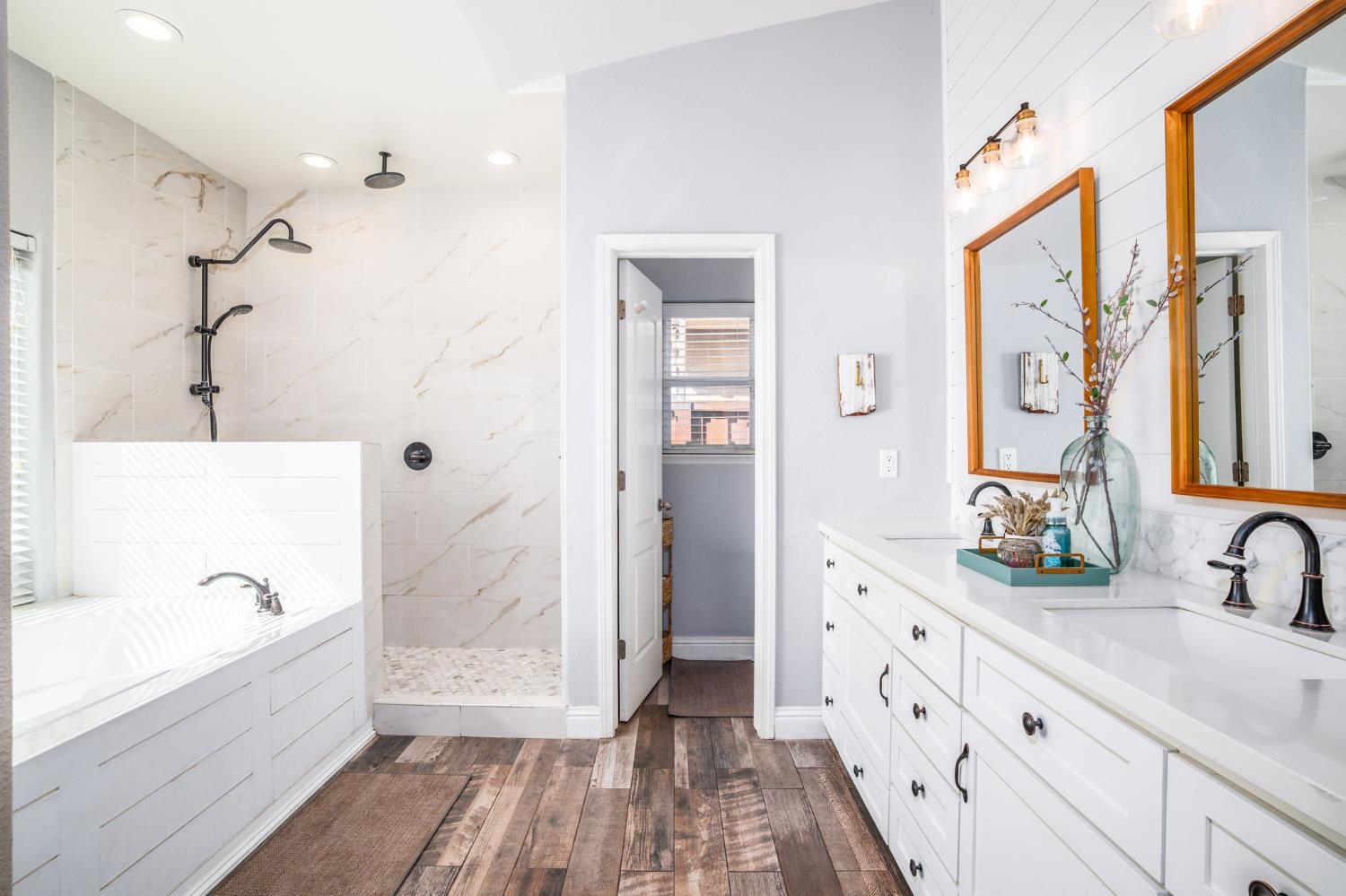 437 East Stanley Avenue Reedley, CA 93654 - Photo 21 of 30