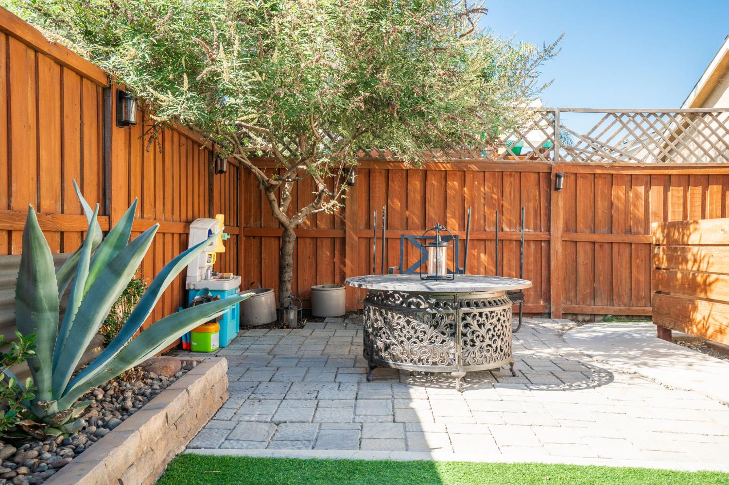 437 East Stanley Avenue Reedley, CA 93654 - Photo 29 of 30