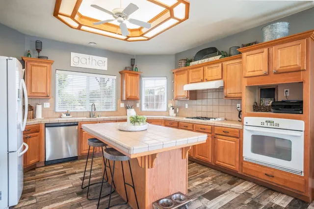 $475,000 | 437 East Stanley Avenue, Reedley, CA 93654