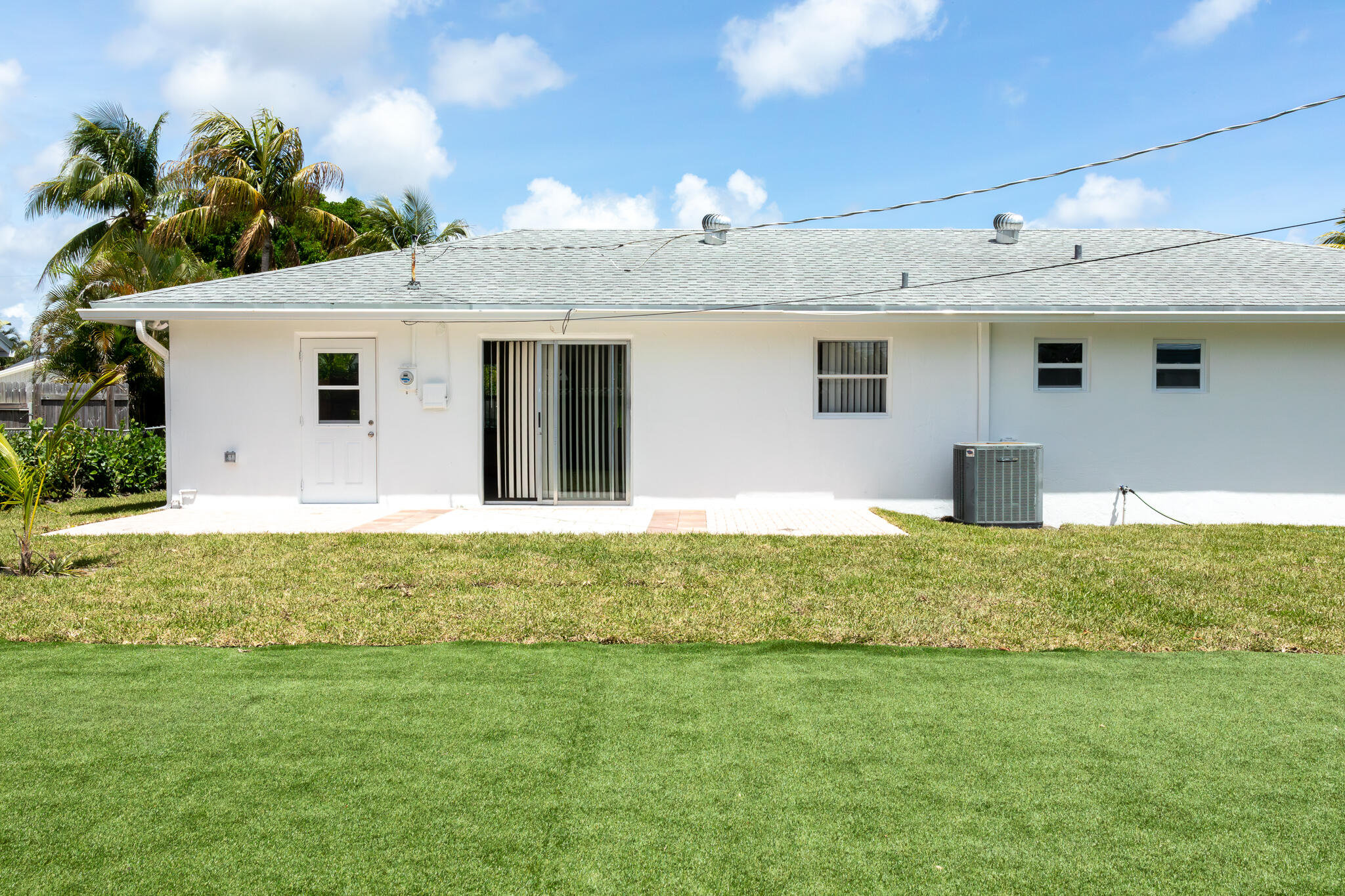 3360 Sapphire Road Lake Worth, FL 33462 - Photo 25 of 60 image43