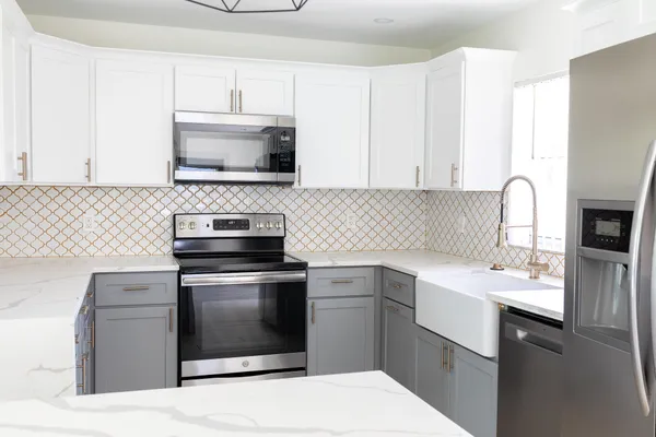 $549,000 | 3360 Sapphire Road, Lake Worth, FL 33462