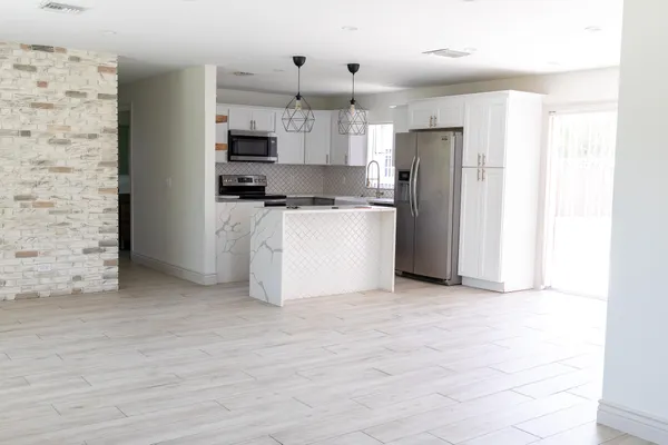 $549,000 | 3360 Sapphire Road, Lake Worth, FL 33462