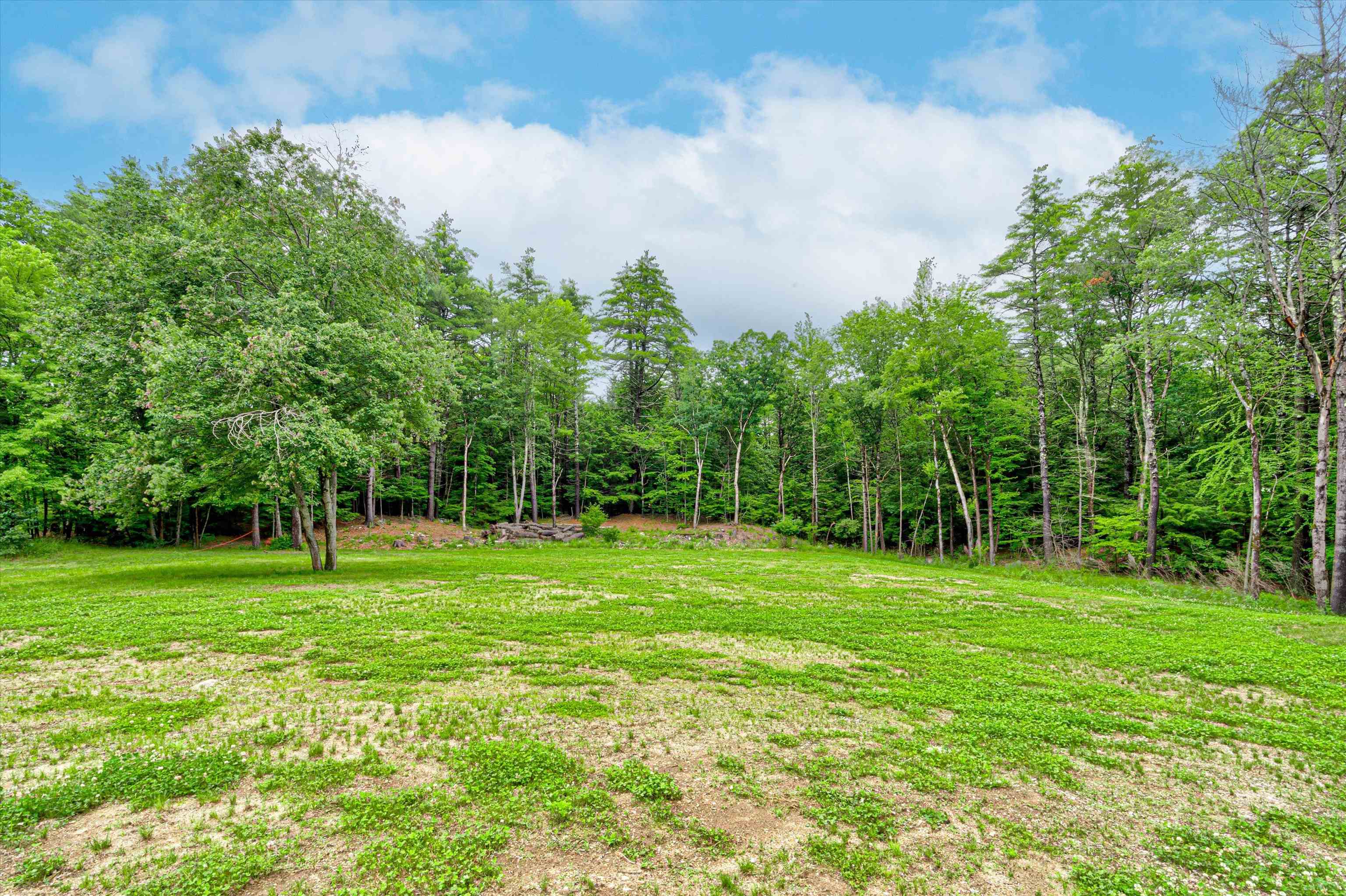 1274 Montalona Road Dunbarton, NH 03046 - Photo 27 of 29