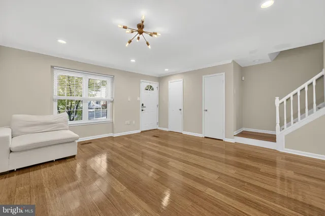 $3,350 | 8605 Western Oak Drive, Springfield, VA 22153