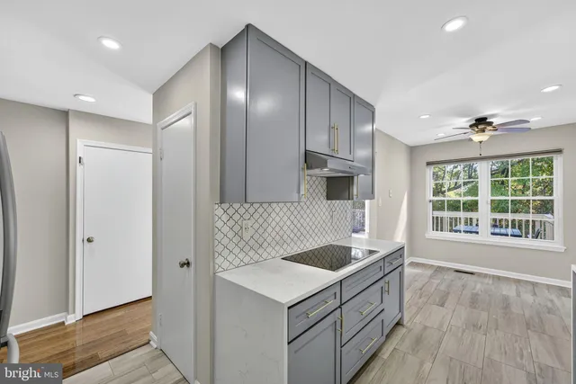 $3,350 | 8605 Western Oak Drive, Springfield, VA 22153