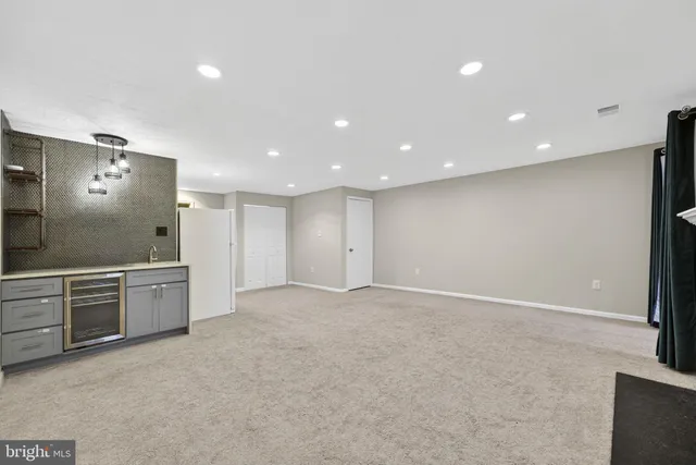 $3,350 | 8605 Western Oak Drive, Springfield, VA 22153