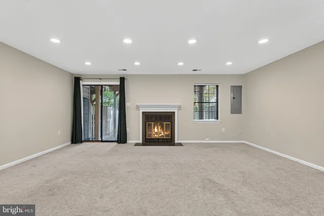 $3,350 | 8605 Western Oak Drive, Springfield, VA 22153