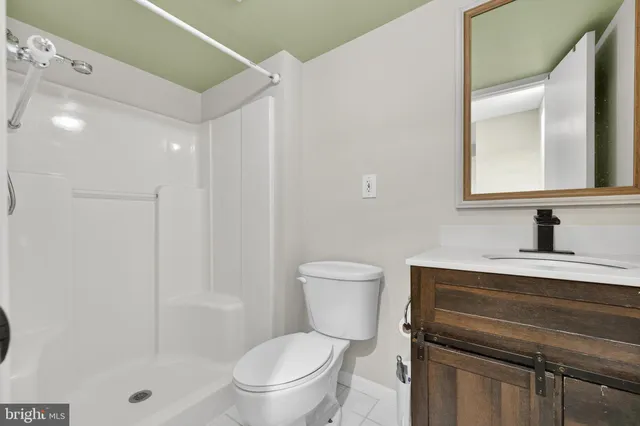 $3,350 | 8605 Western Oak Drive, Springfield, VA 22153