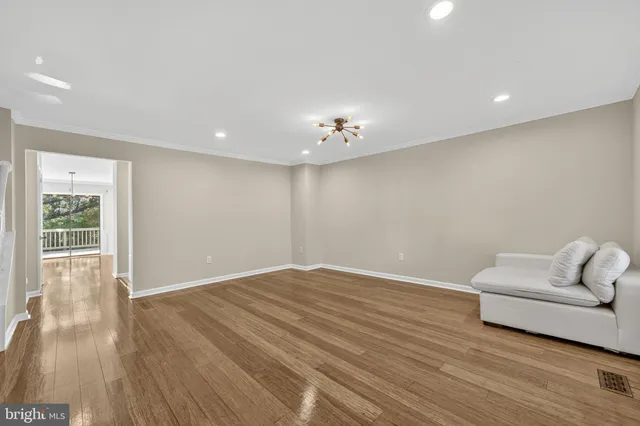 $3,350 | 8605 Western Oak Drive, Springfield, VA 22153