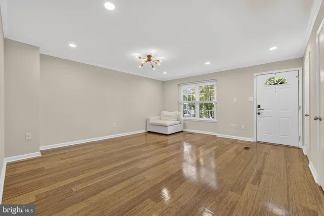 $3,350 | 8605 Western Oak Drive, Springfield, VA 22153