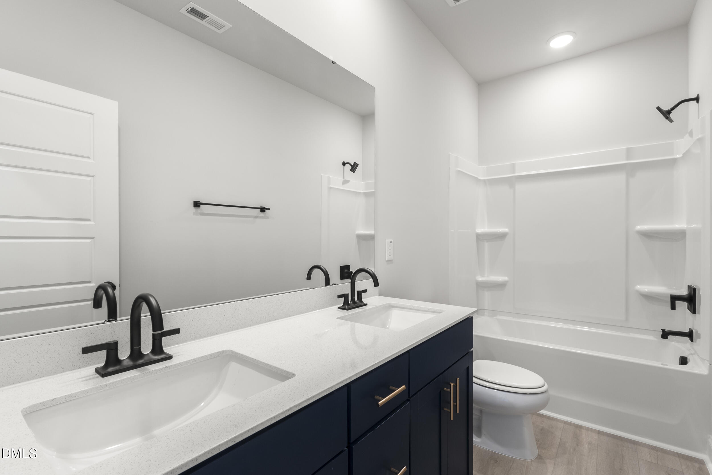 10553 Pleasant Br Drive, Unit 201 Raleigh, NC 27614 - Photo 22 of 54 22_img_6958