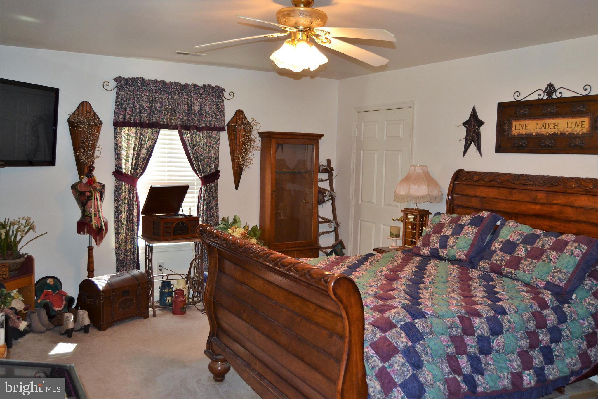 3613 Hineline Road Baltimore, MD 21229 - Photo 3 of 18 Bedroom (Master)