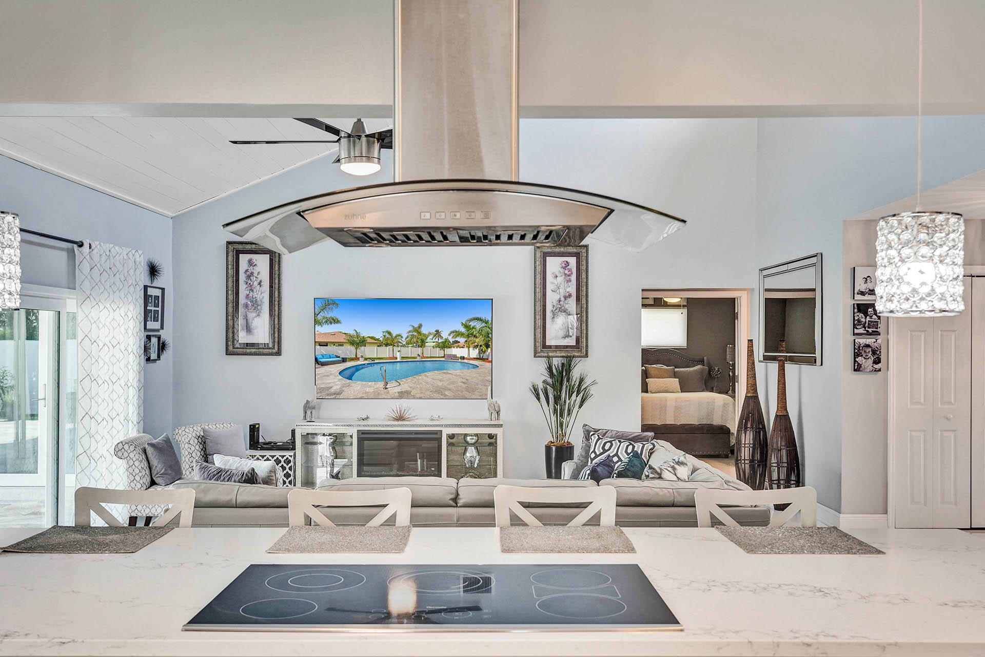 359 South Country Club Boulevard Boca Raton, FL 33487 - Photo 12 of 63 3E893DB5-F639-4966-9475-75E742F19658