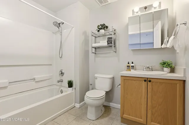 $629,000 | 129 Liverpool Court, Lakewood, NJ 08701