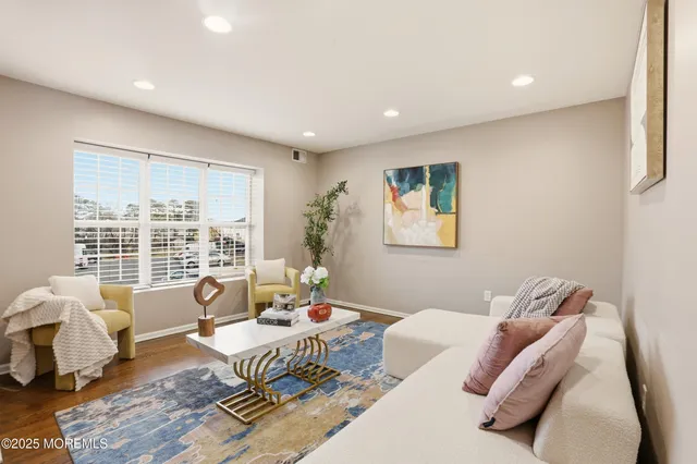 $629,000 | 129 Liverpool Court, Lakewood, NJ 08701