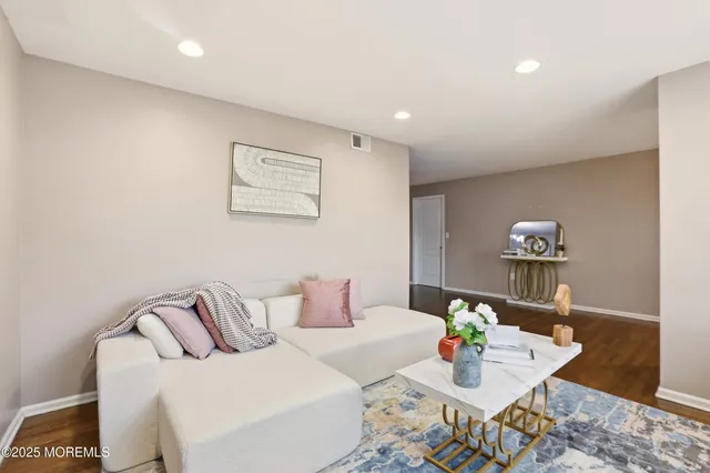 $629,000 | 129 Liverpool Court, Lakewood, NJ 08701