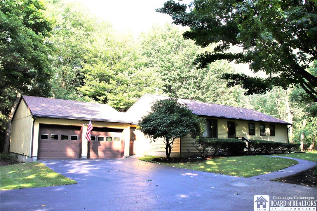 10860 Temple Road Dunkirk, NY 14048 - Photo 1 of 1 Gallery Image 1