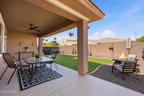 $719,900 | 2430 East Hazeltine Way, Gilbert, AZ 85298