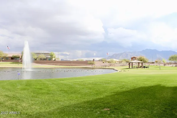 $719,900 | 2430 East Hazeltine Way, Gilbert, AZ 85298