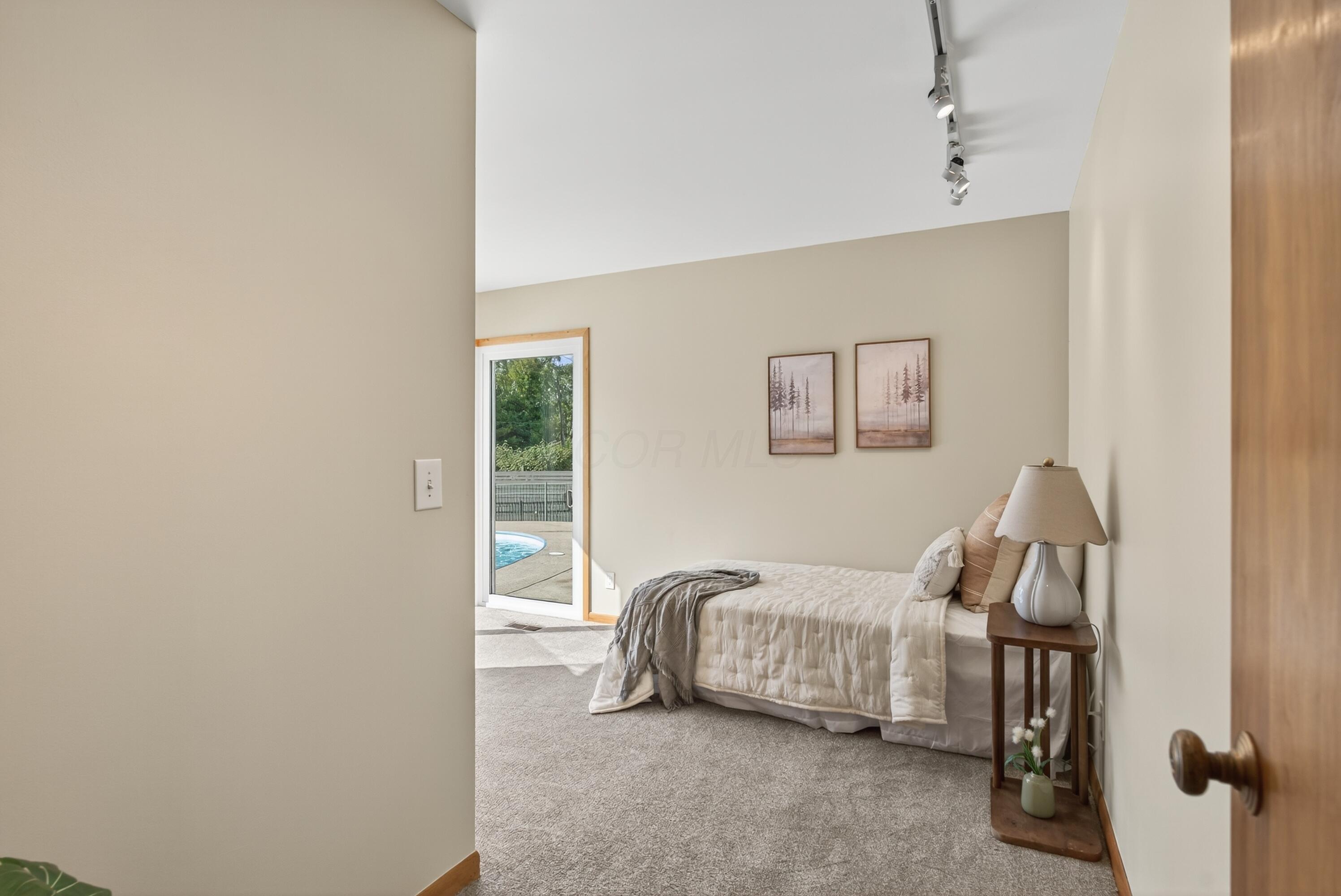 3347 Colchester Road Columbus, OH 43221 - Photo 22 of 42 Bedroom