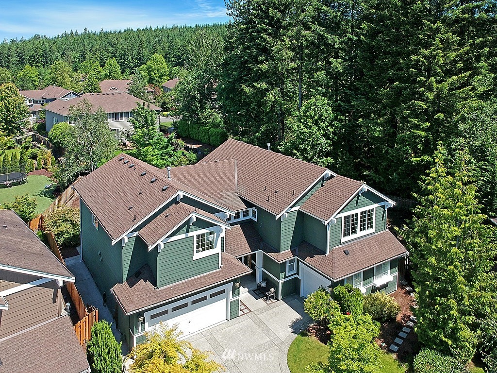 27712 Maple Ridge Way Southeast Maple Valley, WA 98038 - Photo 2 of 36 an aerial view of a house