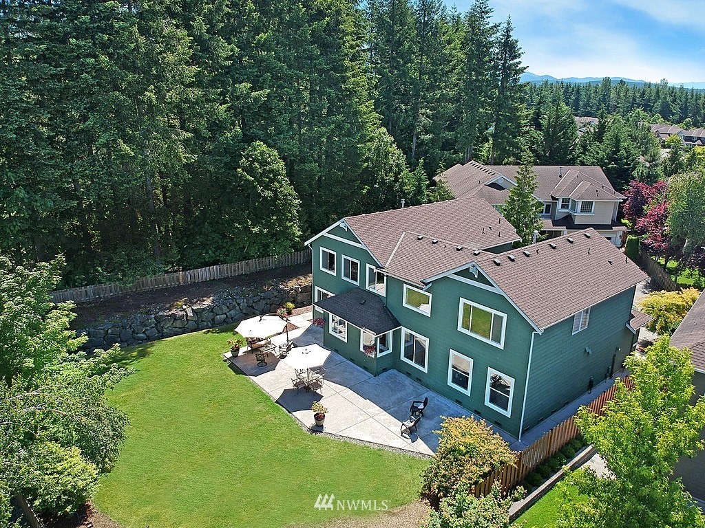 27712 Maple Ridge Way Southeast Maple Valley, WA 98038 - Photo 35 of 36 an aerial view of a house with yard swimming pool and outdoor seating