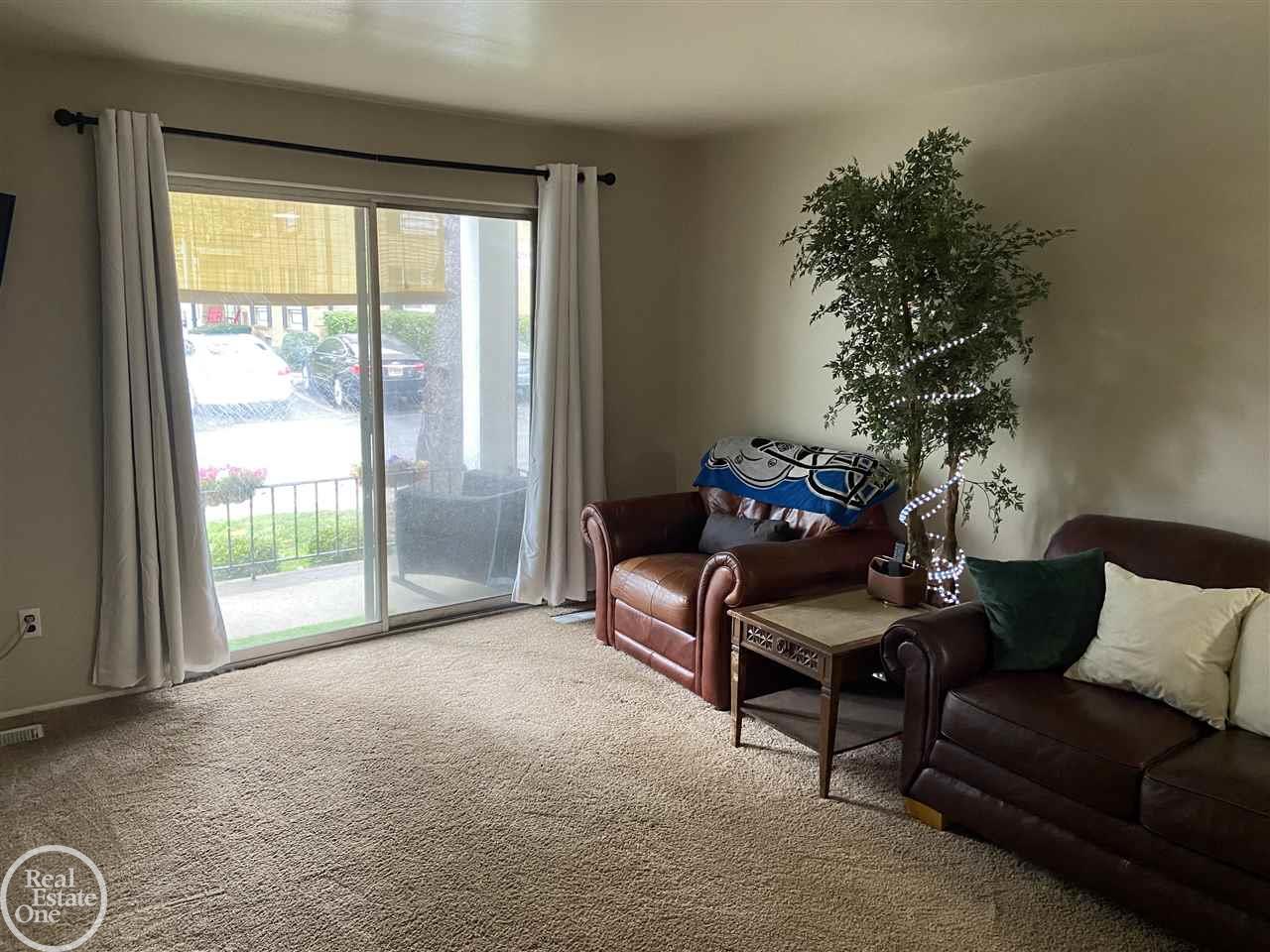 29165 Hayes Road, Unit 11 Warren, MI 48088 - Photo 5 of 20