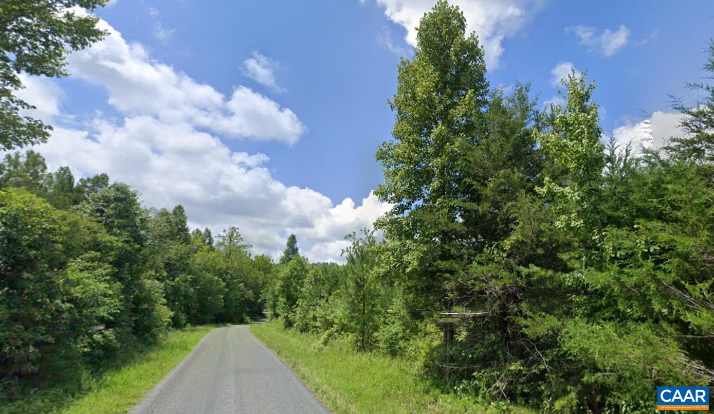 Lot 25-11 Twenty Two Road Pamplin, VA 23958 - Photo 5 of 13 a view of a city street with a building in the background