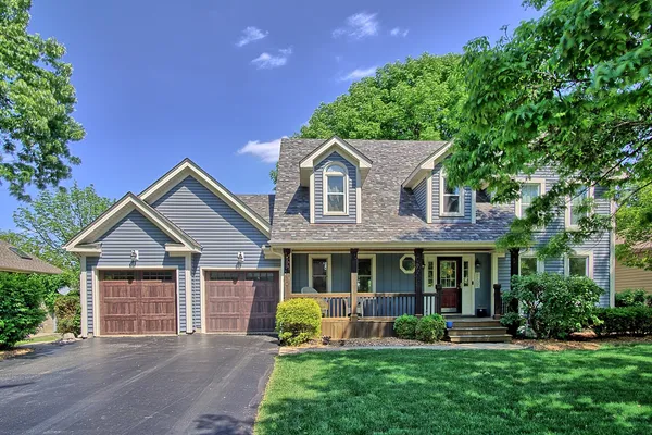 $749,900 | S461 Madison Street, Winfield, IL 60190