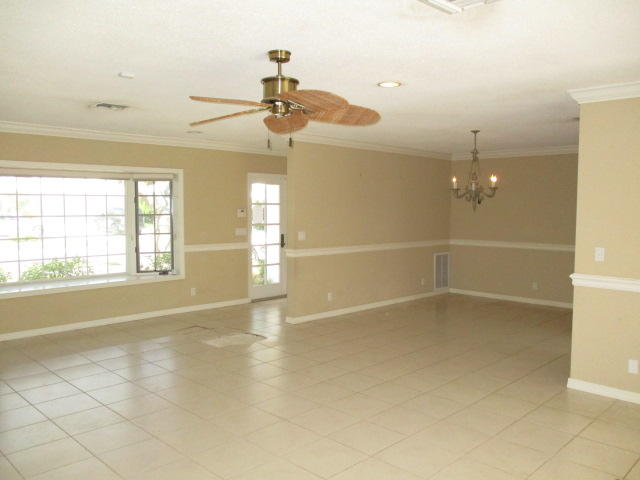 1324 Sycamore Terrace Boca Raton, FL 33486 - Photo 8 of 26 IMG_2866