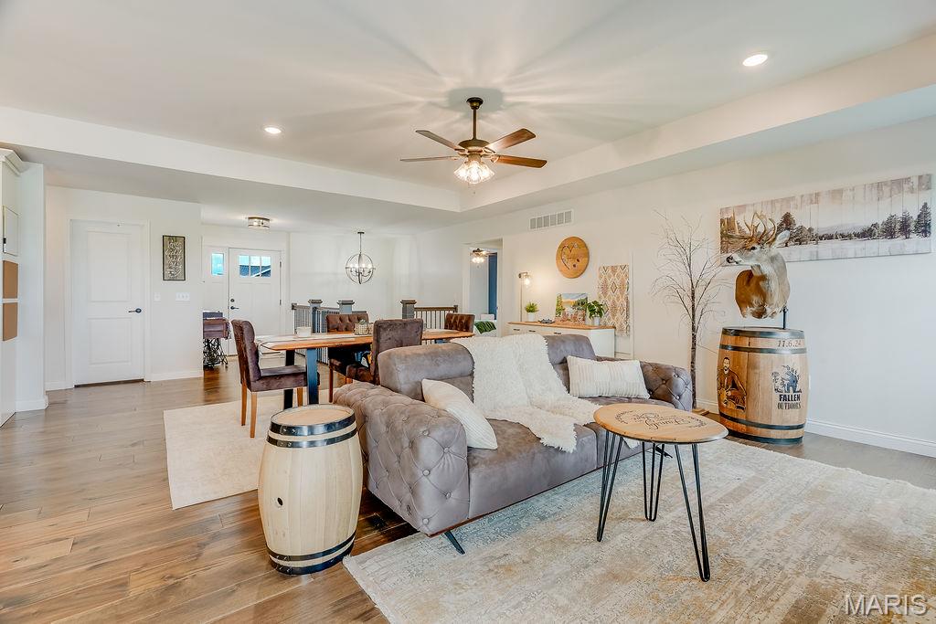 413 Rumsfeld Drive Troy, IL 62294 - Photo 11 of 56