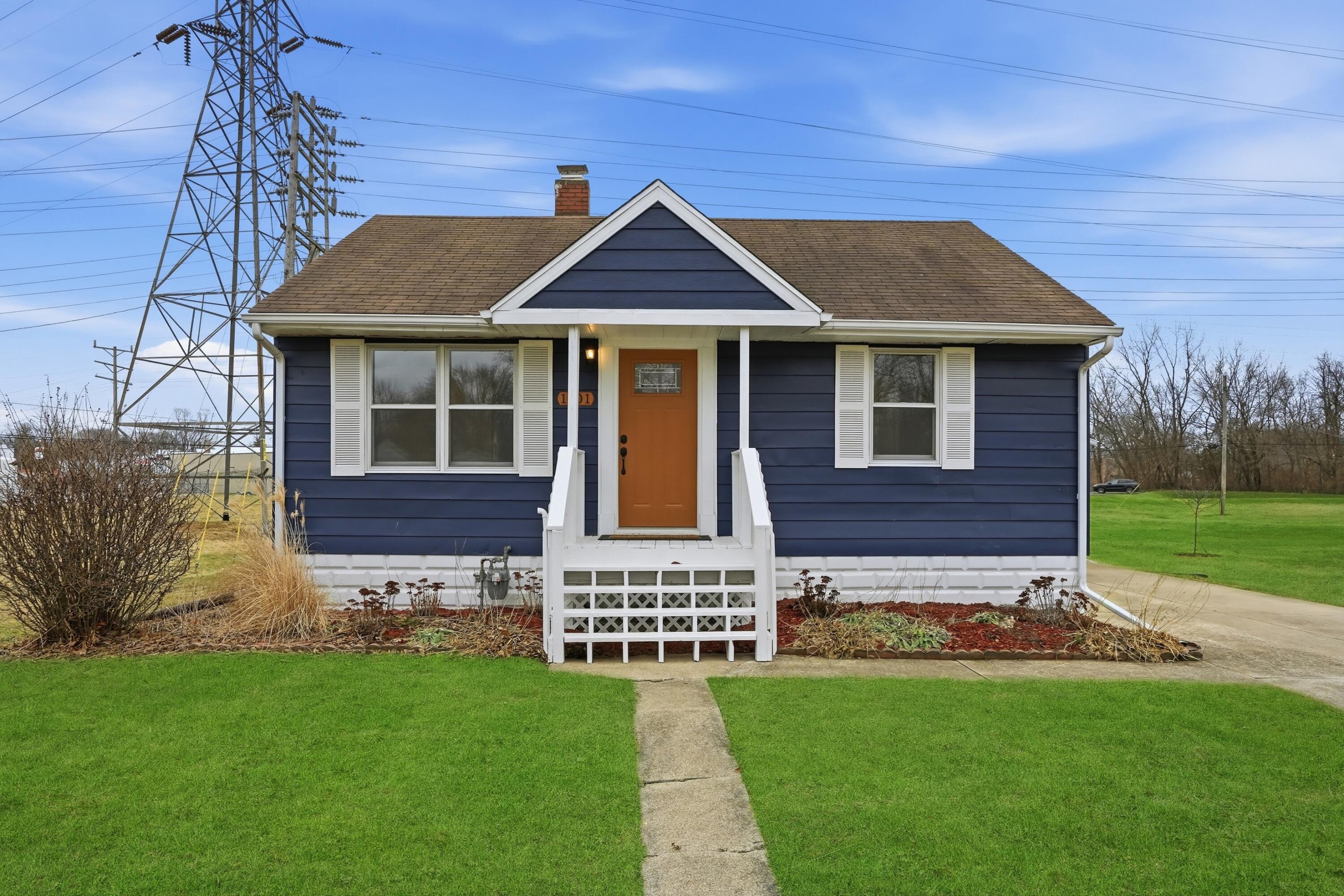 1101 Sycamore Street Crown Point, IN 46307 - Photo 1 of 33 3000x2000