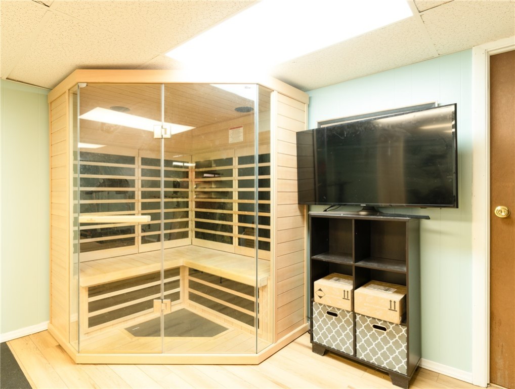 208 Eileen Drive Greece, NY 14616 - Photo 12 of 15 Sauna stays.