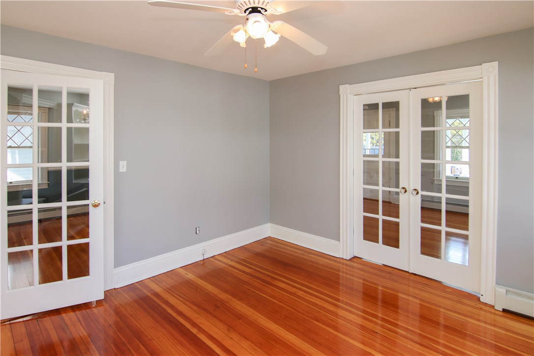 37 Beach Road Bristol, RI 02809 - Photo 18 of 40