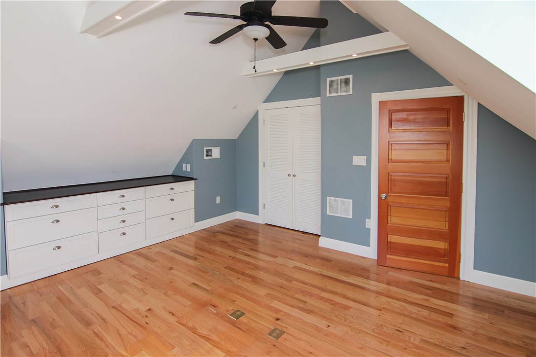37 Beach Road Bristol, RI 02809 - Photo 24 of 40